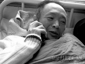 在北京中國作協魯迅文學院的閤影前排左邊第一人是白連春二排左邊第二人是我