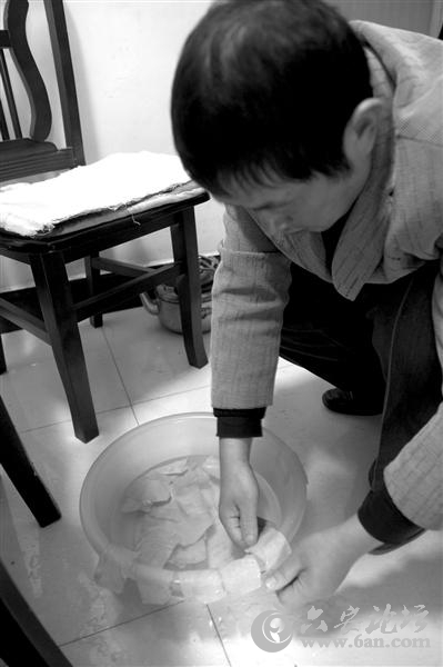 837116512.jpg 837116512.jpg