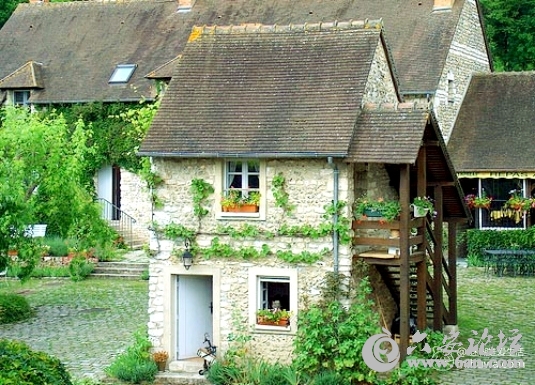 Beauty-town-17.jpg Beauty-town-17.jpg