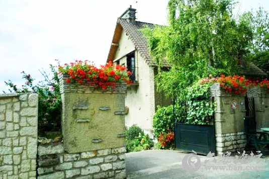 Beauty-town-11.jpg Beauty-town-11.jpg