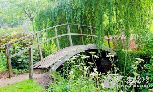 Beauty-town-7.jpg Beauty-town-7.jpg