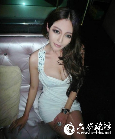 QQ截图20121025144930.jpg