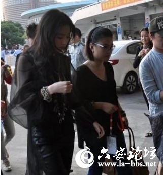 QQ截图20121102110329.jpg