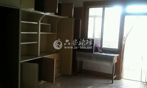 卧室之一 直通阳台