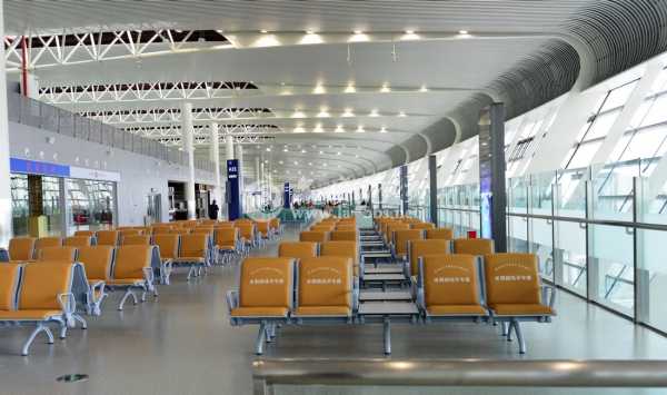 候机区域.jpg