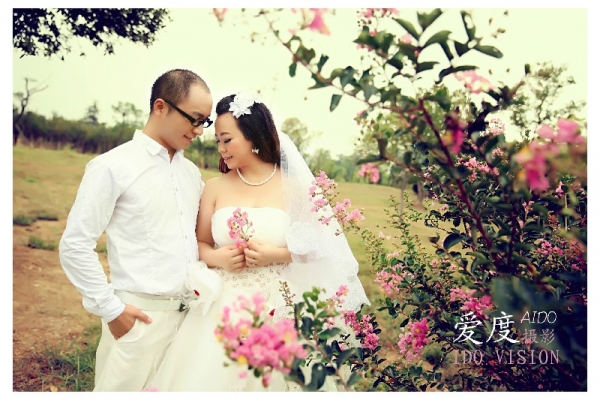 罗先生 谭女士 (1).jpg