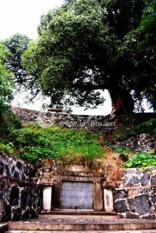 胡氏祖墓.jpg 胡氏祖墓.jpg