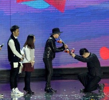 0031UxIIgy6EHgn4UQh99&amp;690 (1).jpg