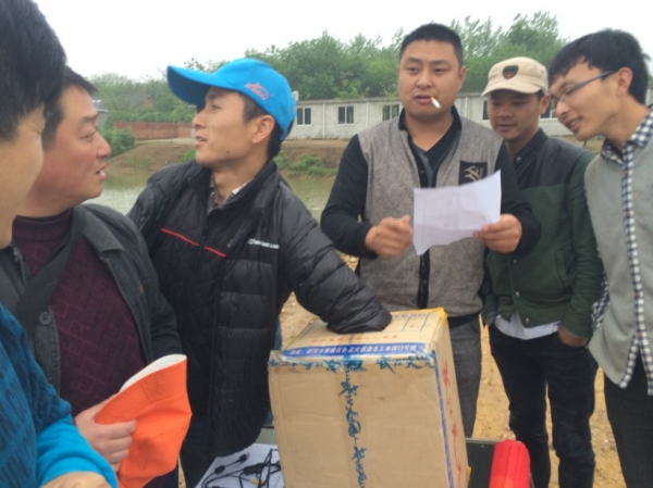 8.会员自觉 转头 抽签！！.jpg