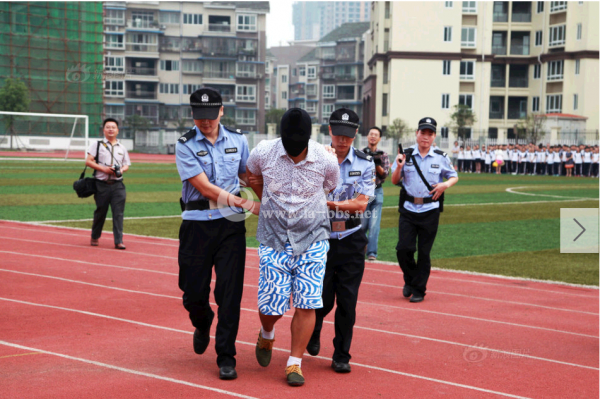 QQ截图20140618110937.png