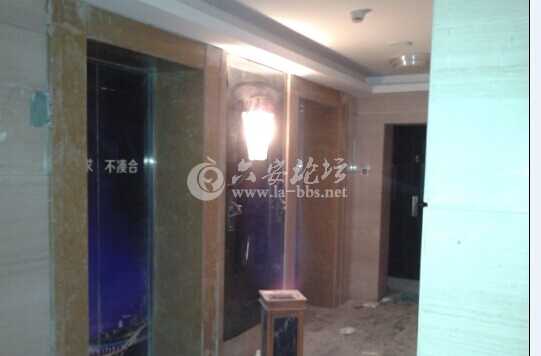 改造后的入楼大厅