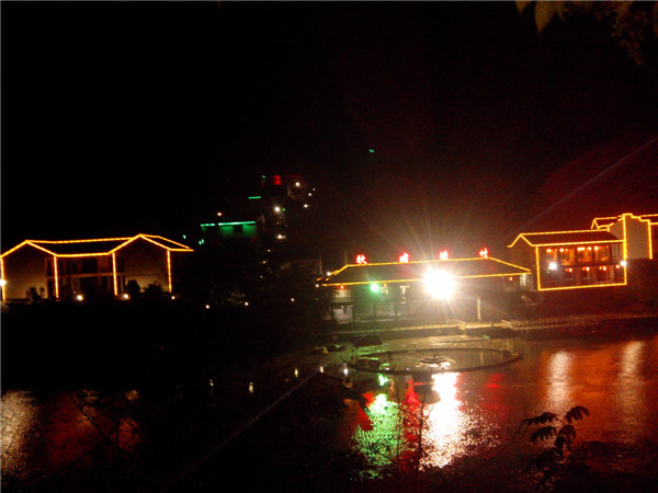 秋浦渔村-夜 (3).jpg