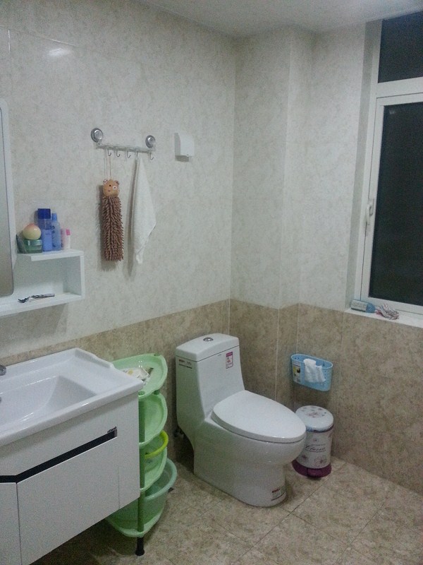 卫生间2.jpg