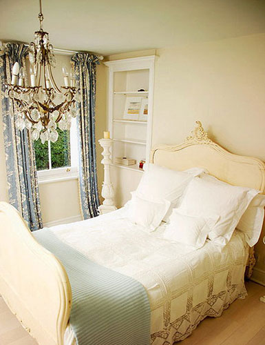 30-8个英伦风格卧室.jpg
