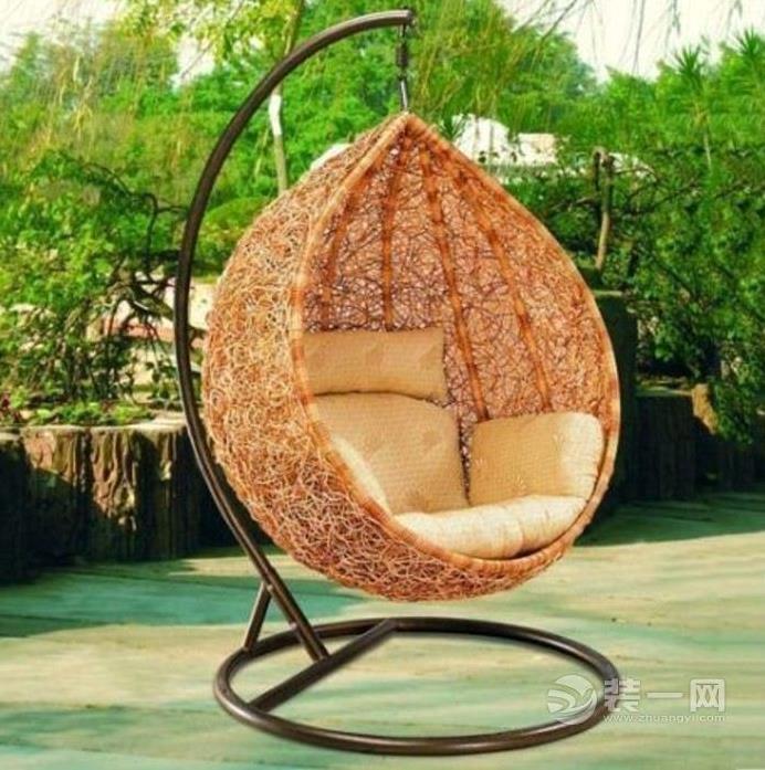 创意悬挂式椅子.jpg
