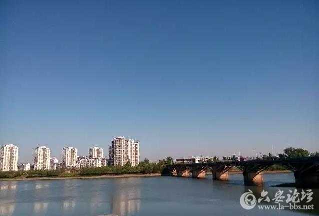蓝1.jpg