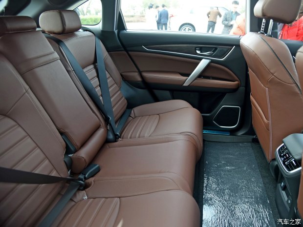 d_autohomecar__wKgHy1i2YuCAOWAdAAfp7XsnFY4802.jpg