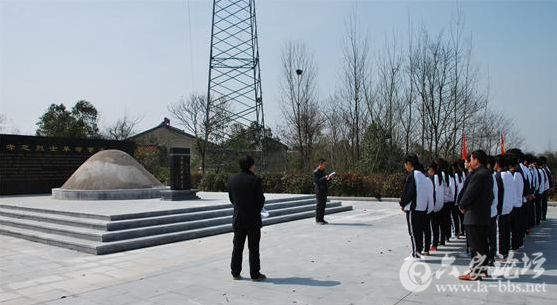 QQ截图20161024081946.png QQ截图20161024081946.png