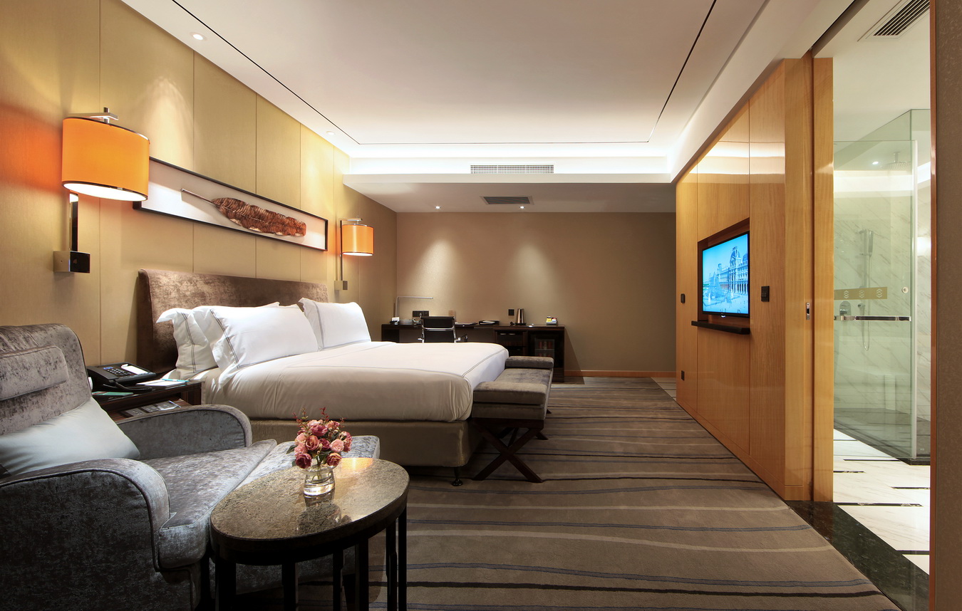 行政豪华湖景大床房 .jpg