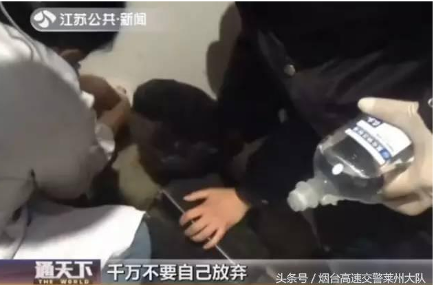 QQ截图20170415114559.png QQ截图20170415114559.png