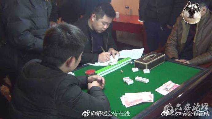 725f1802ly1fmf6yzfozlj20k00b9wf7.jpg