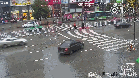 085717ilbsel2s8sm7dsss.gif