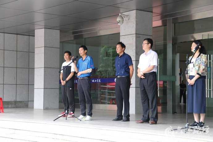 081630cgr61gd4azb4jv00_副本.jpg