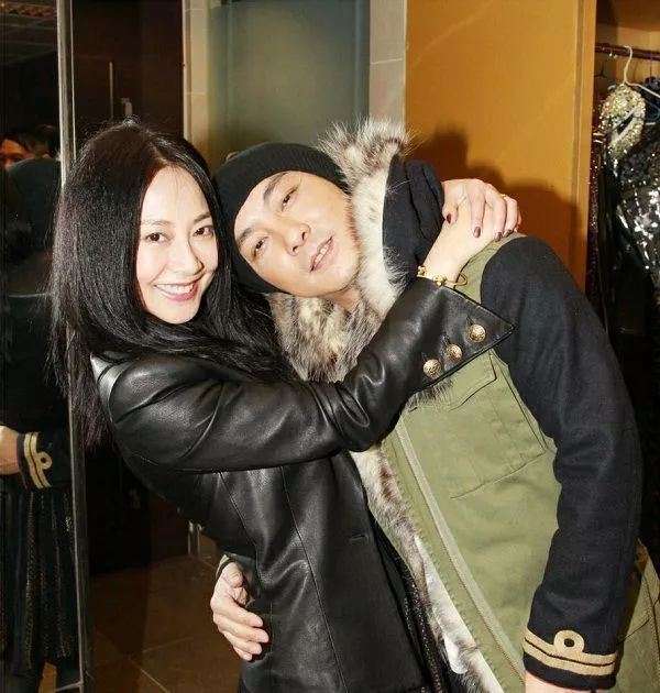 IM9_-hqackaa7975975.jpg IM9_-hqackaa7975975.jpg