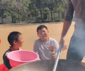 20181227083605565.gif 20181227083605565.gif