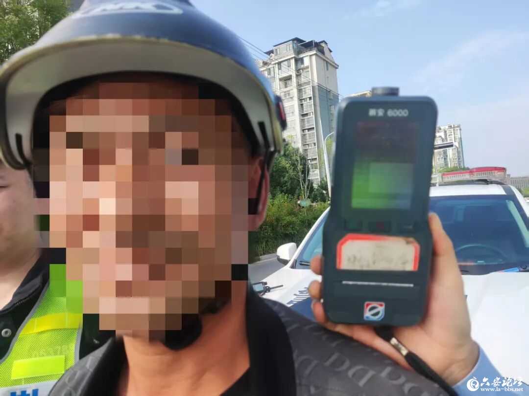 微信图片_2025-10-09_085635_479.jpg