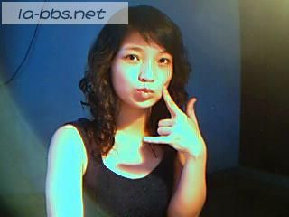 认为是美女就顶哦！！！！！！！