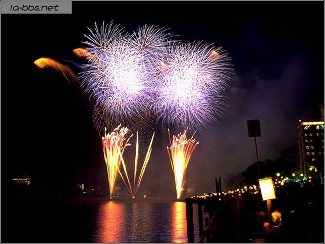 <font color=#FF4500>[焰火晚会]〓祝青山生日快乐〓</font>