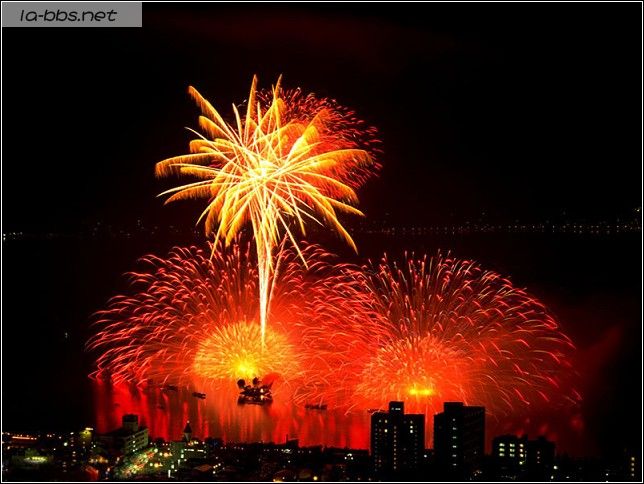 <font color=#FF4500>[焰火晚会]〓祝青山生日快乐〓</font>