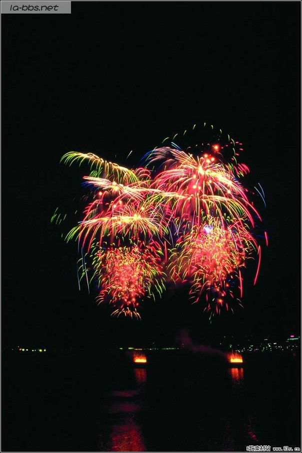<font color=#FF4500>[焰火晚会]〓祝青山生日快乐〓</font>