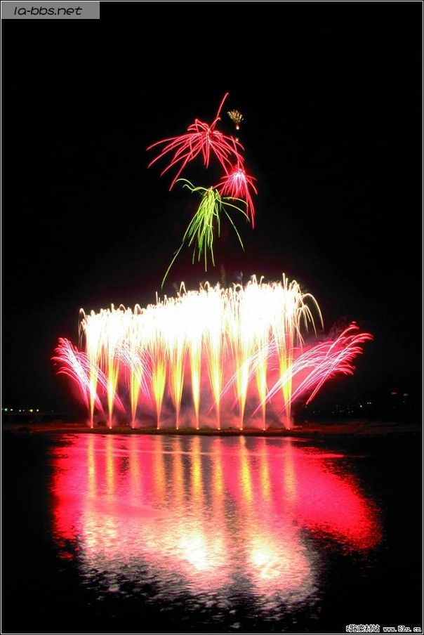 <font color=#FF4500>[焰火晚会]〓祝青山生日快乐〓</font>