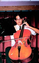 [转帖]周杰伦从小到大的照片....