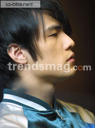 [转帖]周杰伦从小到大的照片....