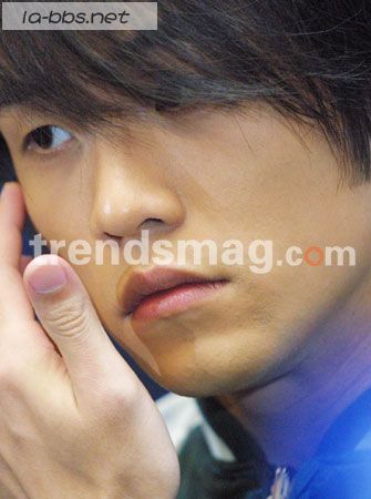 [转帖]周杰伦从小到大的照片....