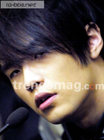 [转帖]周杰伦从小到大的照片....