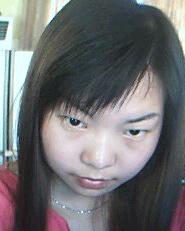 报告版主，你拜托我调查的关于芳草MM的资料我搞好了。