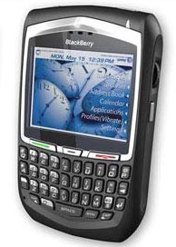 出售黑莓8700 ！2200元 同城交易