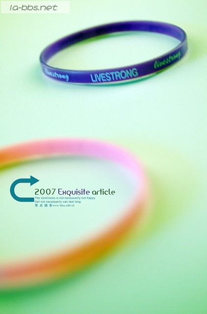 [原创]今天无聊拍了几张俺店里的胶皮手镯~~HOHO