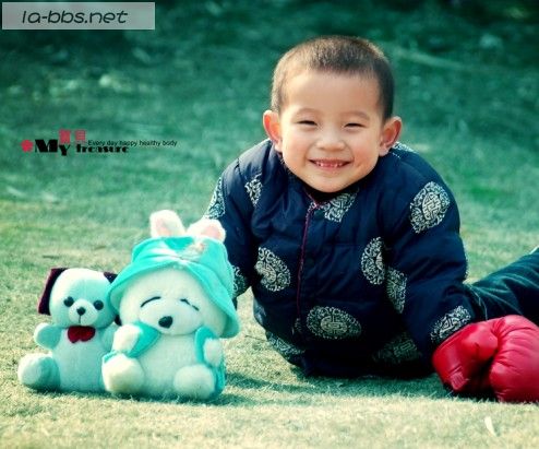 [原创]★★无限爱虫的儿子和她小姑子女儿的生活照★★