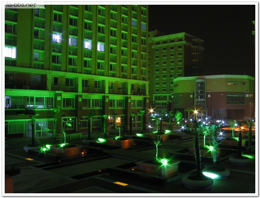 [原创]阳台上最后的风景&几张新家