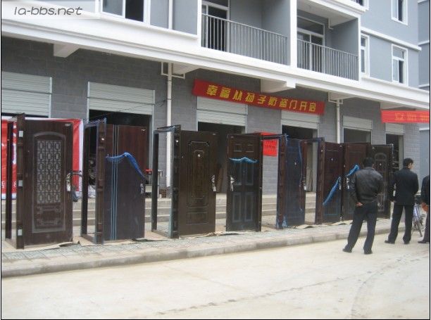 扬子防盗安全门活动现场照片~