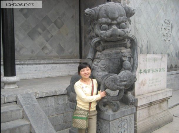 哼！把我姐姐照片发上来，谁让她不让我看电视！！！