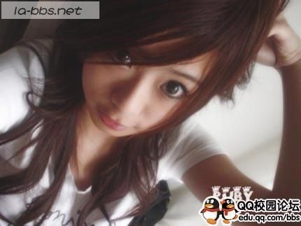 [分享]网络可爱美眉茹芘自拍