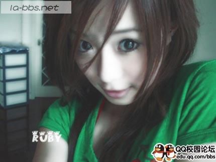 [分享]网络可爱美眉茹芘自拍