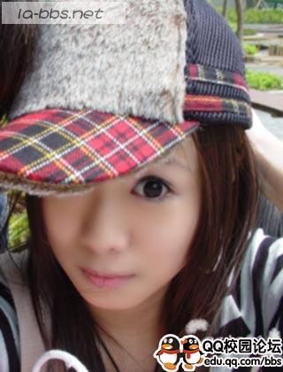 [分享]网络可爱美眉茹芘自拍