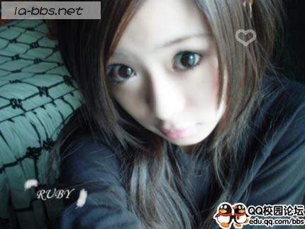 [分享]网络可爱美眉茹芘自拍